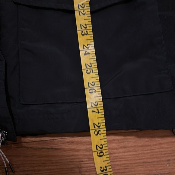 Vuori Light Rain Jacket - Picture 6 of 11